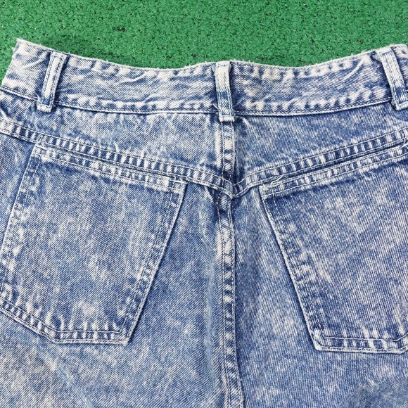 VINTAGE JEAN ST TROPEZ CLOTHING ACID WASH USA MADE DENIM JEAN SHORTS WOMENS 11 - Picture 7 of 11